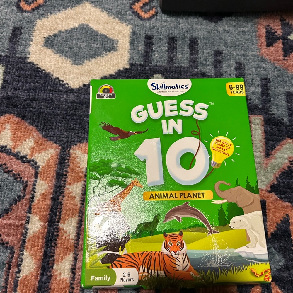 Skillmatics Guess in 10 Animal Planet Game